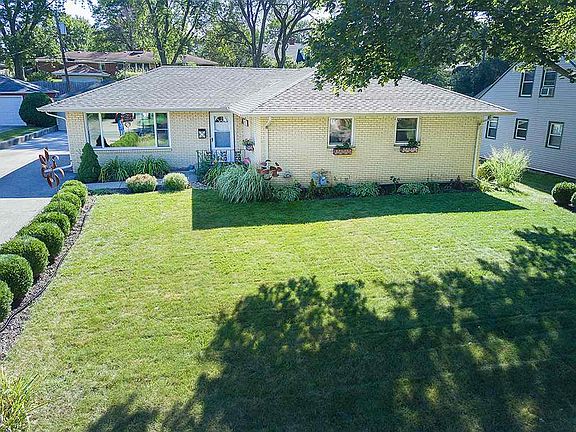 2nd image of 1117 Chelsea Ave