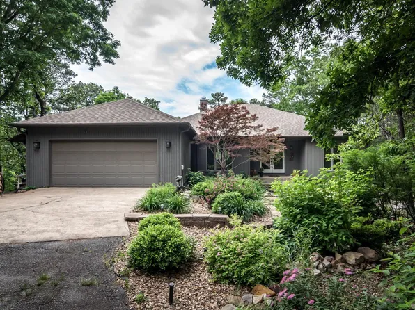 20722 River View Ct, Roland, AR 72135