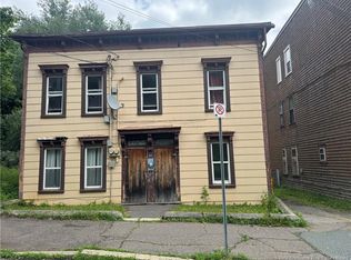 44 Kennedy St, Saint John, NB E2K 1C4