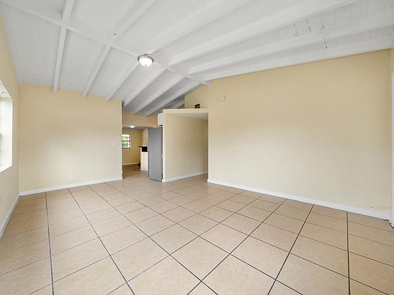 2nd image of 1560 NW 15th Ter Floor 1560