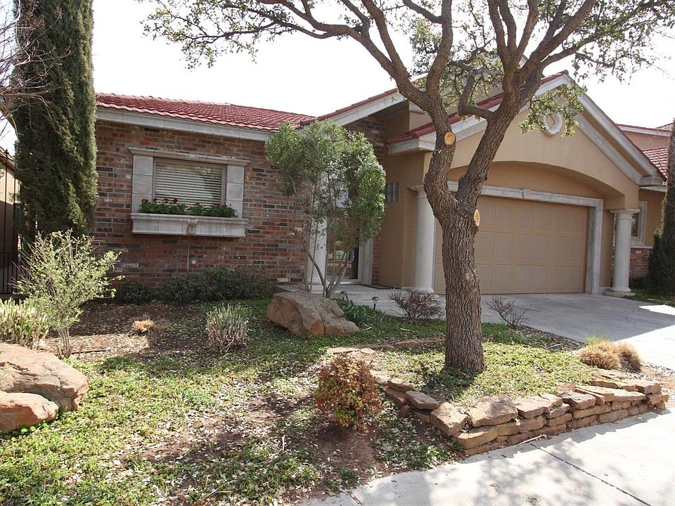1st image of 4 Tuscan Villas Cir