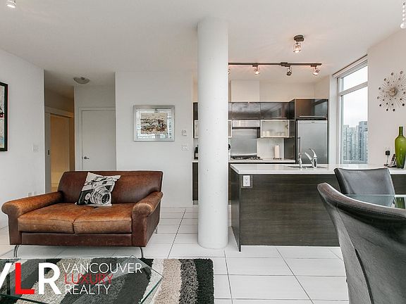 2nd image of 1252 Hornby St #1404