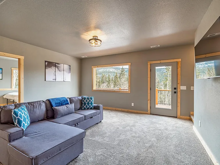 857 Quartzville Rd — Photo 43