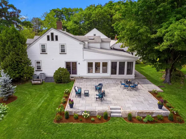 153 Atlantic Avenue, North Hampton, NH 03862