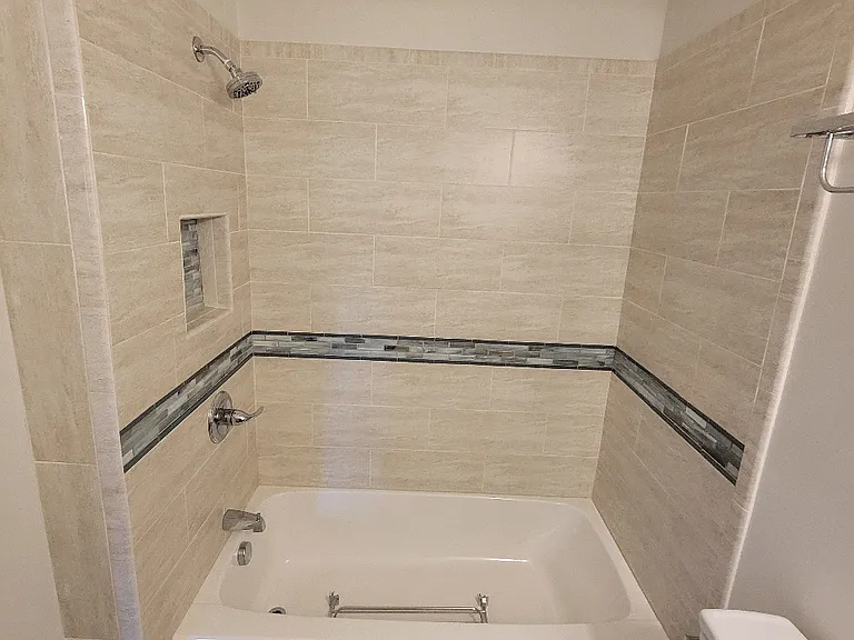 4844 Rosecroft St — Photo 34