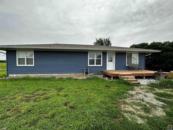 1114 SE 93rd St, Wakarusa, KS 66546