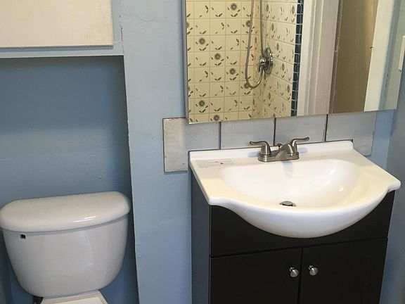 5th image of 4242 Marlborough Ave