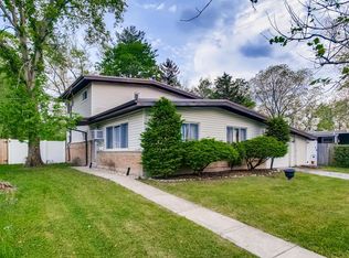 321 Seneca St, Park Forest, IL 60466