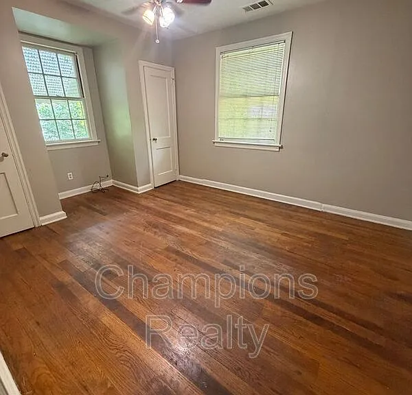 2750 Mimosa St — Photo 3