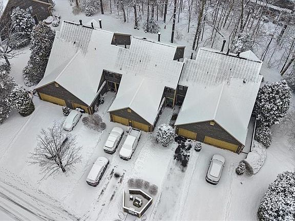 4th image of 33 Concord Rd