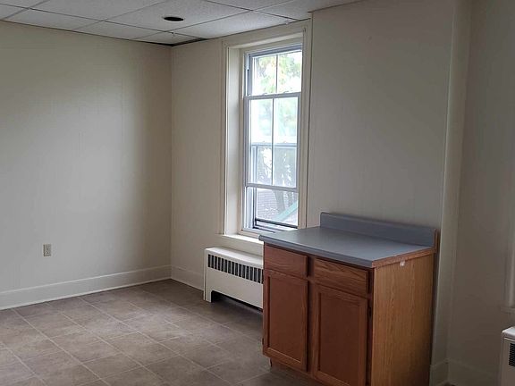 5th image of 339 W 1st Ave #B