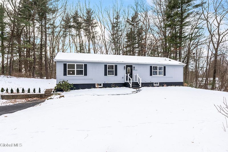 4th image of 116 Woodin Road