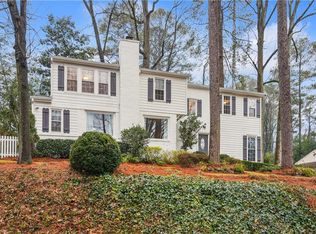 1992 Walthall Dr NW, Atlanta, GA 30318