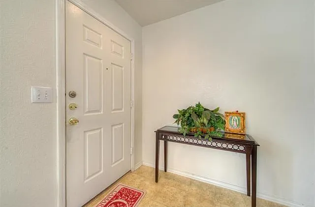 8608 Claude Ct — Photo 10