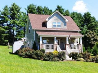 235 E Court St, Rocky Mount, VA 24151