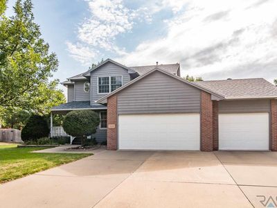 5000 S Ash Grove Ave, Sioux Falls, SD, 57108