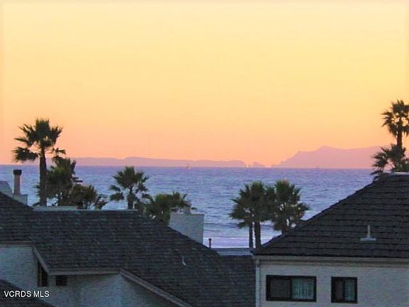 2nd image of 628 Island View Cir