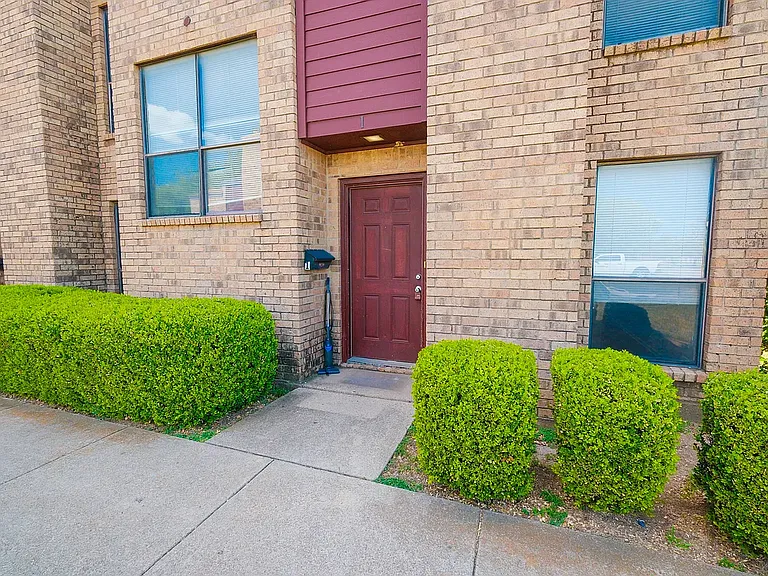 4829 Diaz Ave #1 — Photo 2