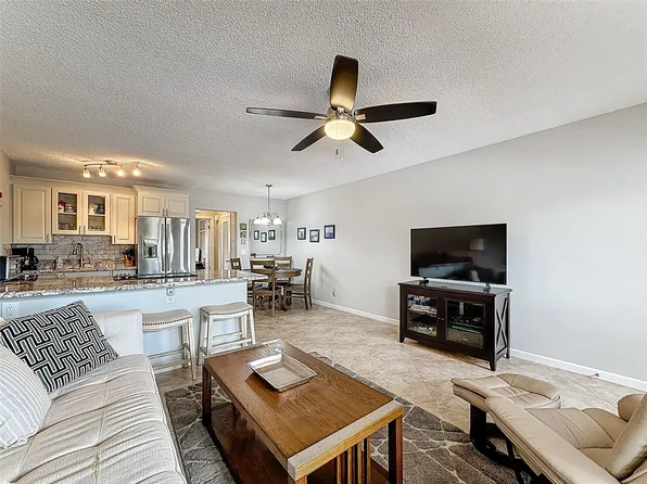 800 SW 11th Avenue #12, Hallandale Beach, FL 33009