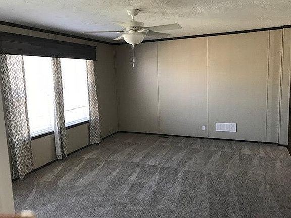 3rd image of 24511 Edwin Dr
