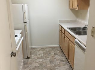 7824 Ogden Ave, Norfolk, VA 23505