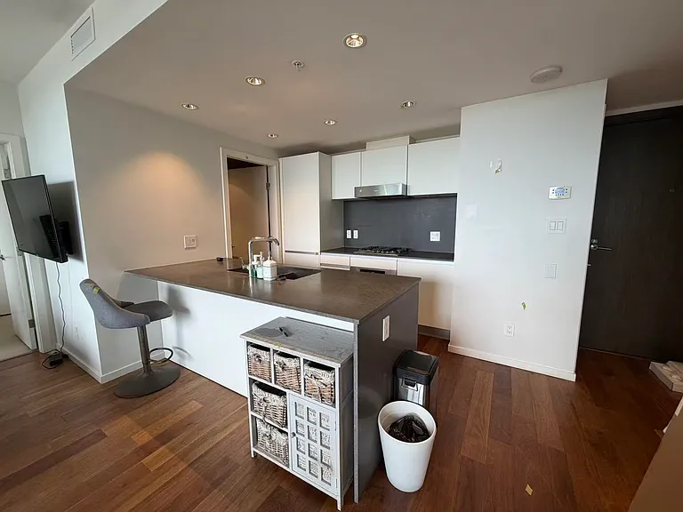 8588 Cornish St — Photo 2