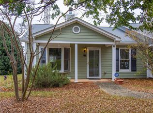 814 Guilford College Rd APT 146, Greensboro, NC 27409