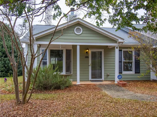814 Guilford College Rd APT 146, Greensboro, NC 27409