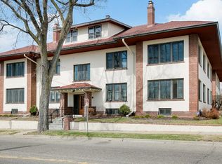 855 Saint Clair Ave APT 2, Saint Paul, MN 55105