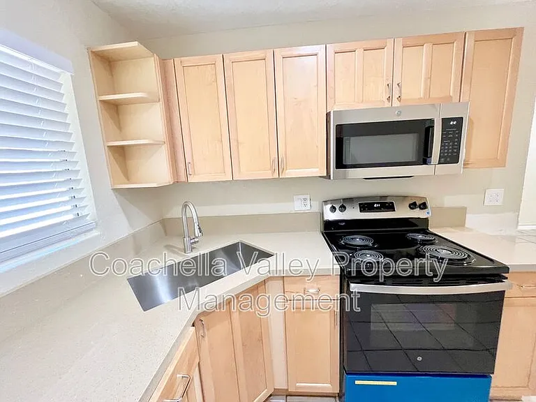73922 Shadow Mountain Dr #7 — Photo 11