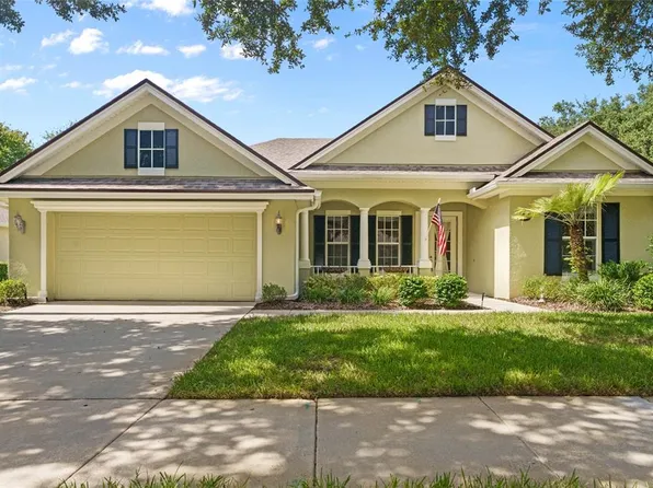 700 Garden Club Dr, Deland, FL 32724