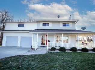 510 E Hull Rd, Hope, MI 48628