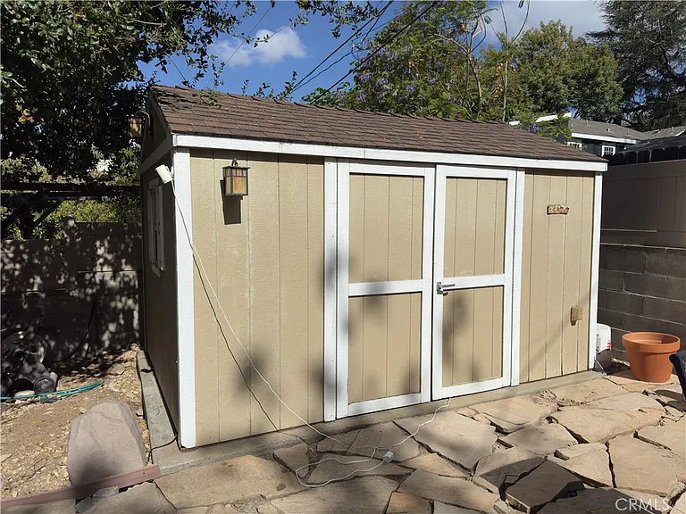 2385 Utley Rd — Photo 30
