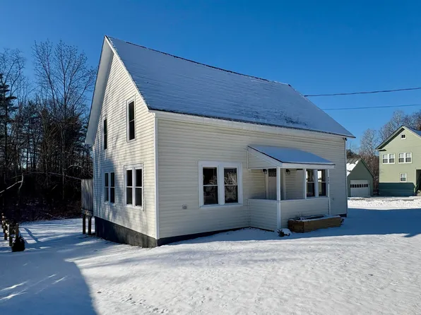 493 Sunapee Street, Newport, NH 03773
