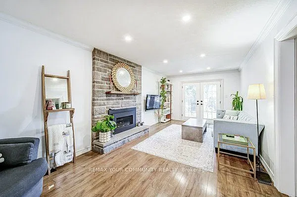 5 bed, $3,200 — Photo 2