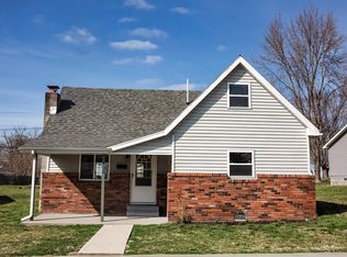 123 W Grissom Ave, Mitchell, IN 47446