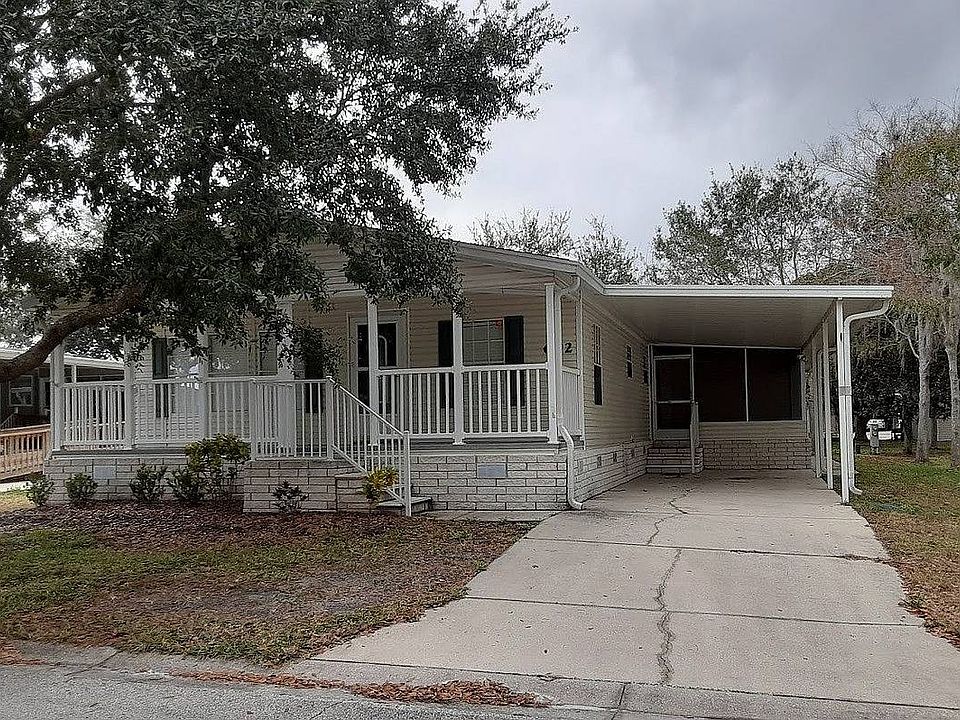 1st image of 692 Bamboo Palm Way