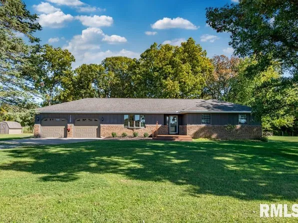 11520 S Romine Rd, Canton, IL 61520