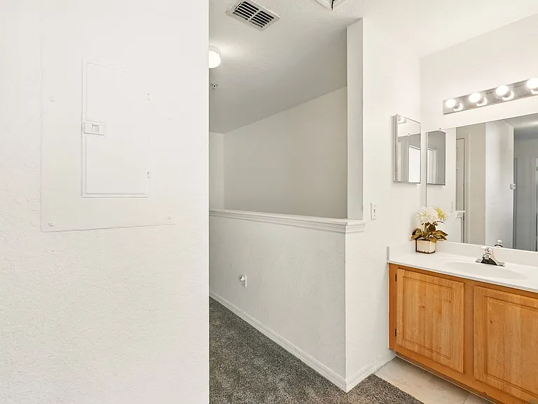 4005 Venetian Bay Dr #108 — Photo 21