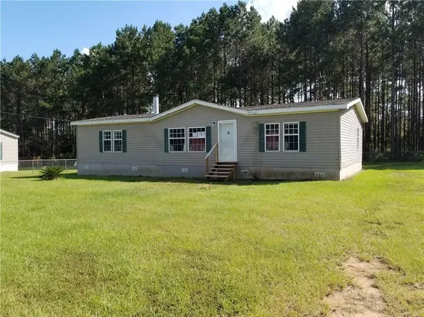 11073 Plantation Pines Dr, Wilmer, AL 36587