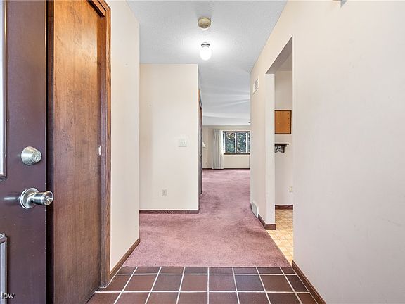 4th image of 4136 Harvey Dr #88