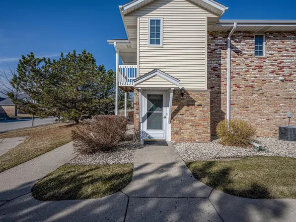330 West Aspen DRIVE #1, Oak Creek, WI 53154