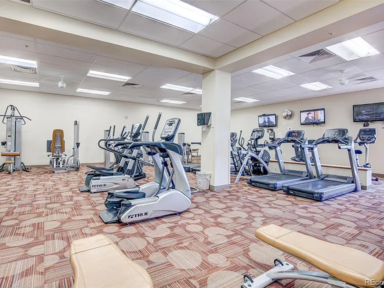 13601 E Marina Dr #304 — Photo 25