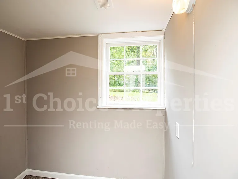1037 Dawn Dr — Photo 22