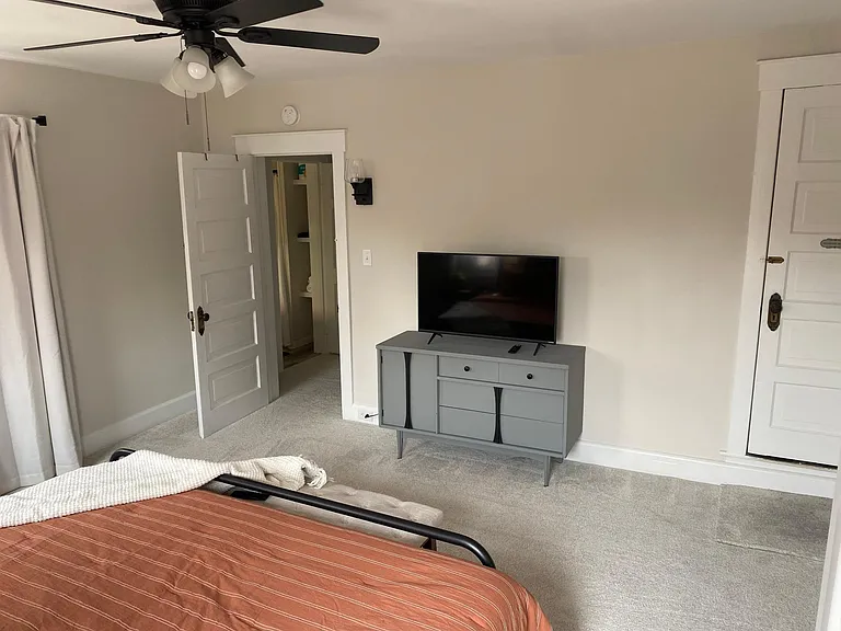 407 Walnut St — Photo 18