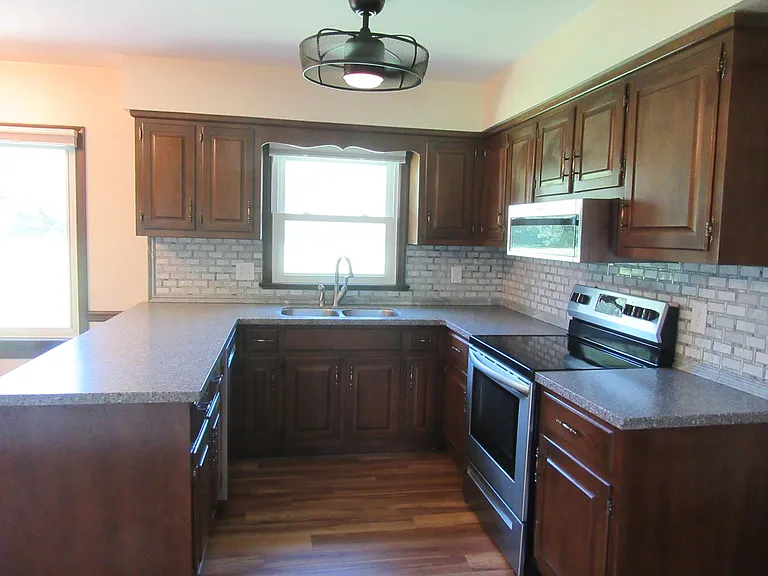 1055 Shillelagh Rd — Photo 6