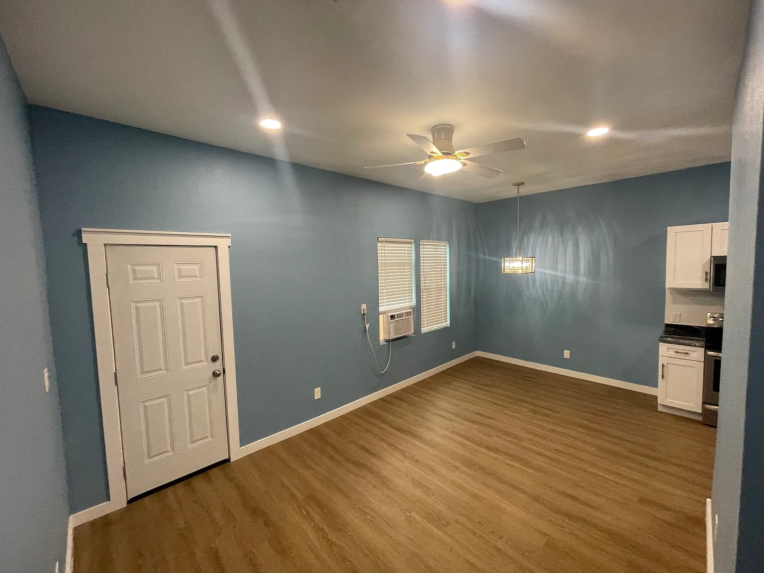 227 Jackson St — Photo 3
