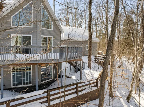 5201 Chickasaw Ct, Gaylord, MI 49735