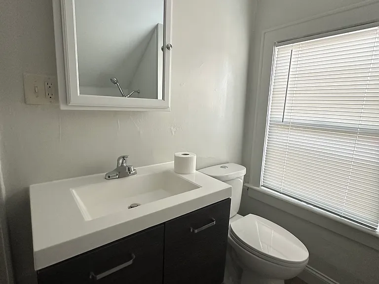 623 Jefferson Ave #6 — Photo 13