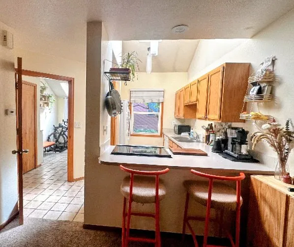 3145 Bell Dr — Photo 5